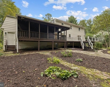 4408 Banff Street - Photo Thumbnail 30