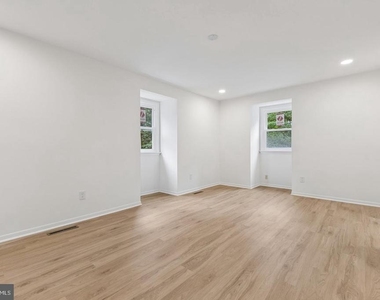 4408 Banff Street - Photo Thumbnail 23