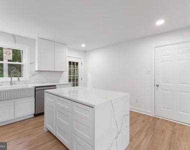4408 Banff Street - Photo Thumbnail 14
