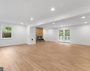 4408 Banff Street - Photo Thumbnail 4