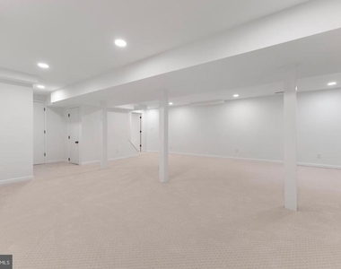 4408 Banff Street - Photo Thumbnail 29