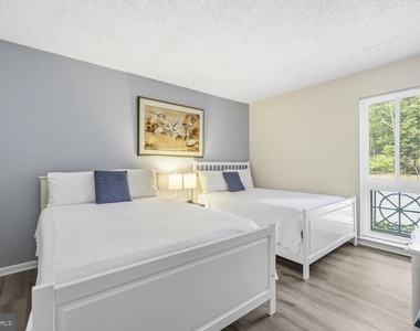 11815 Breton Court - Photo Thumbnail 11