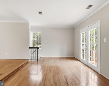 5906 Bridgetown Court - Photo Thumbnail 4