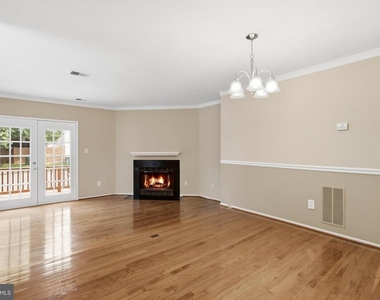 5906 Bridgetown Court - Photo Thumbnail 3