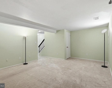 5906 Bridgetown Court - Photo Thumbnail 24