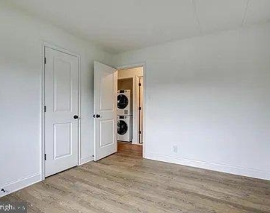 6270 Edsall Road - Photo Thumbnail 11