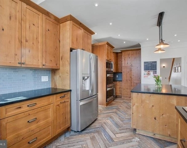 6923 Confederate Ridge Lane - Photo Thumbnail 9