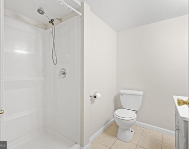 8483 Laurel Oak Drive - Photo Thumbnail 14