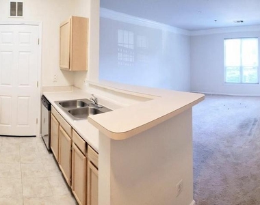 1521 Spring Gate Drive - Photo Thumbnail 4