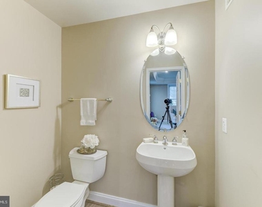 7131 Huntley Creek Place - Photo Thumbnail 22