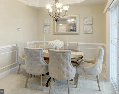 7131 Huntley Creek Place - Photo Thumbnail 11