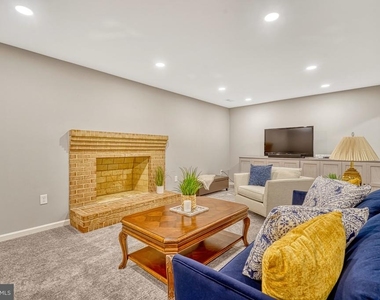 1363 Macbeth Street - Photo Thumbnail 28