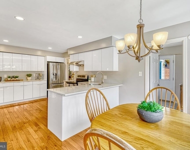 1363 Macbeth Street - Photo Thumbnail 8