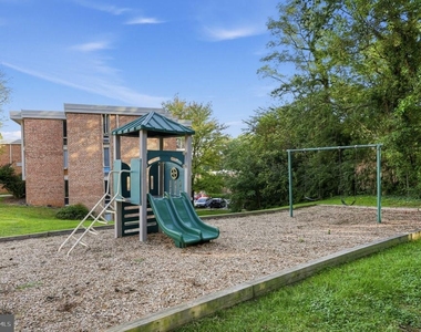 2636 Wagon Drive - Photo Thumbnail 23