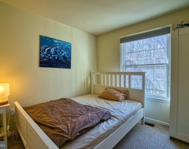 6137 Summer Park Lane - Photo Thumbnail 7