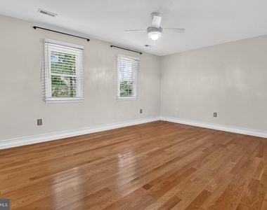 6143 Poburn Landing Court - Photo Thumbnail 20