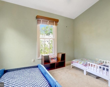 6307 Crooked Oak Lane - Photo Thumbnail 23