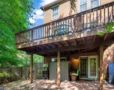6307 Crooked Oak Lane - Photo Thumbnail 36
