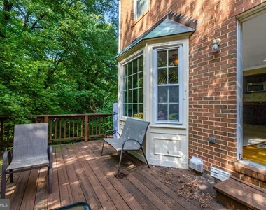 6307 Crooked Oak Lane - Photo Thumbnail 18