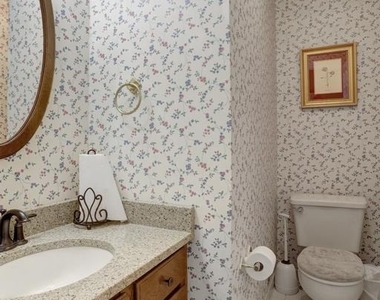 6307 Crooked Oak Lane - Photo Thumbnail 13
