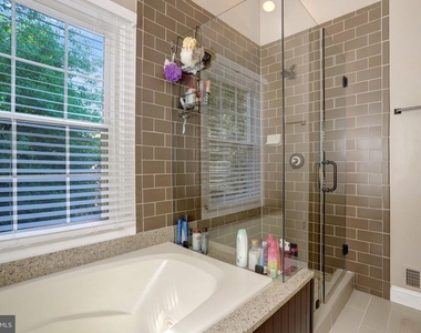 6307 Crooked Oak Lane - Photo Thumbnail 29