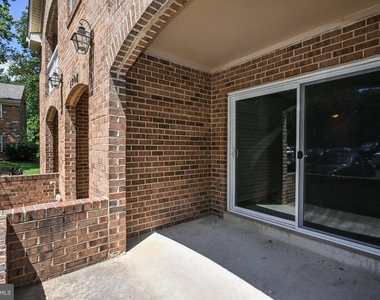 5908 Cove Landing Road - Photo Thumbnail 28