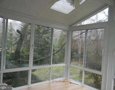 4320 Wakefield Drive - Photo Thumbnail 12