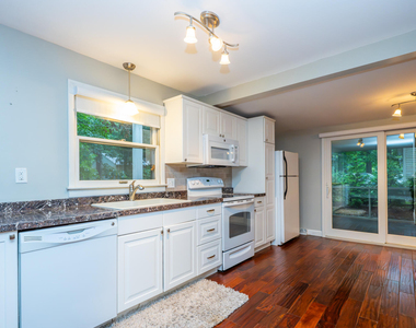 13743 Big Oak Lane - Photo Thumbnail 18