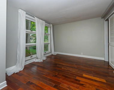 13743 Big Oak Lane - Photo Thumbnail 9