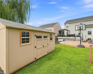 840 Virginia Avenue - Photo Thumbnail 33