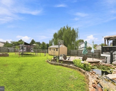 840 Virginia Avenue - Photo Thumbnail 29