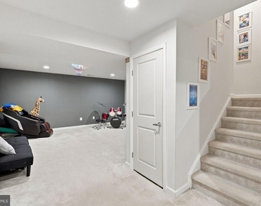 840 Virginia Avenue - Photo Thumbnail 25
