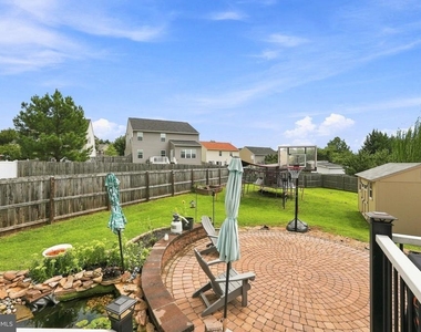 840 Virginia Avenue - Photo Thumbnail 32