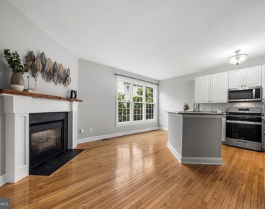 3905 Charles Avenue - Photo Thumbnail 12