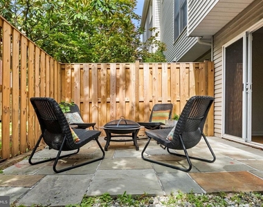 3905 Charles Avenue - Photo Thumbnail 36