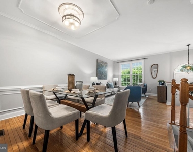 3905 Charles Avenue - Photo Thumbnail 9