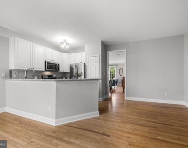 3905 Charles Avenue - Photo Thumbnail 13
