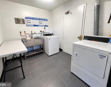 5919 Quantrell Avenue - Photo Thumbnail 9