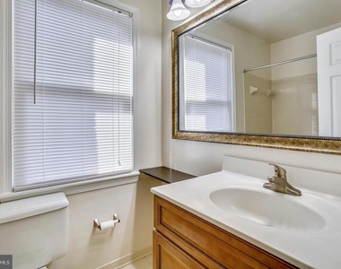 501 Colecroft Court - Photo Thumbnail 17