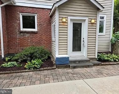 3221 N Pershing Drive - Photo Thumbnail 33