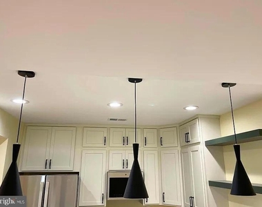 3221 N Pershing Drive - Photo Thumbnail 24