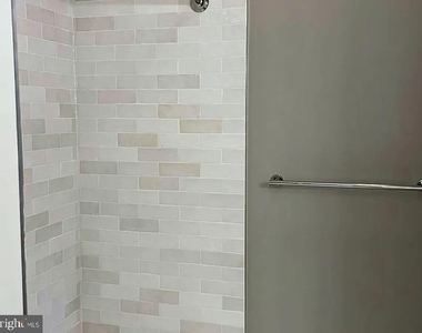 3221 N Pershing Drive - Photo Thumbnail 22