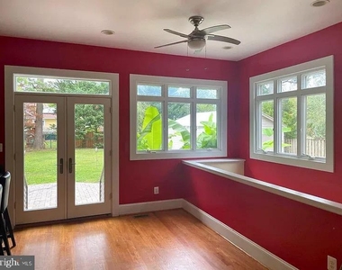 3221 N Pershing Drive - Photo Thumbnail 3