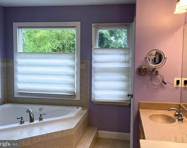 3221 N Pershing Drive - Photo Thumbnail 14
