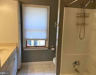 3221 N Pershing Drive - Photo Thumbnail 17