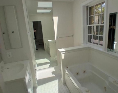 3131 N Abingdon Street - Photo Thumbnail 24