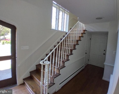 3131 N Abingdon Street - Photo Thumbnail 4