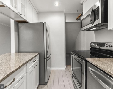 3191 S Stafford Street - Photo Thumbnail 5