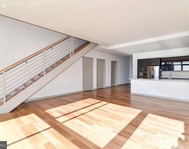1125 Sansom Street - Photo Thumbnail 40