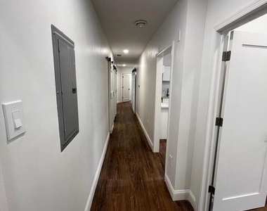 2145 Elkins Avenue - Photo Thumbnail 3